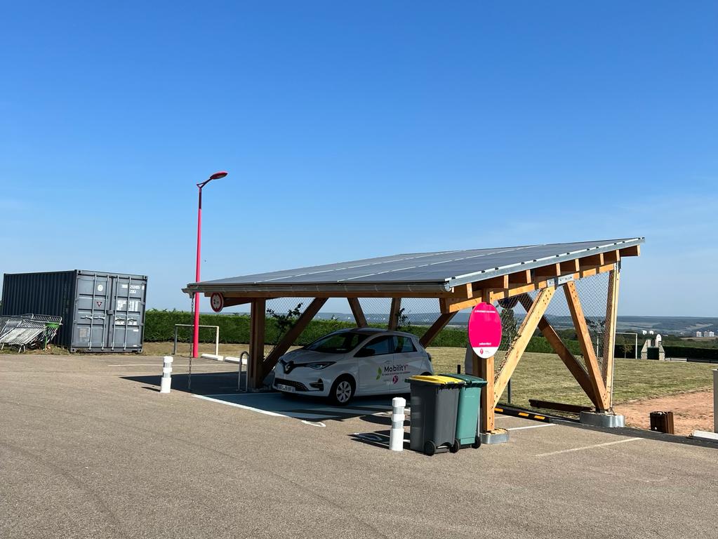 carport bois solaire